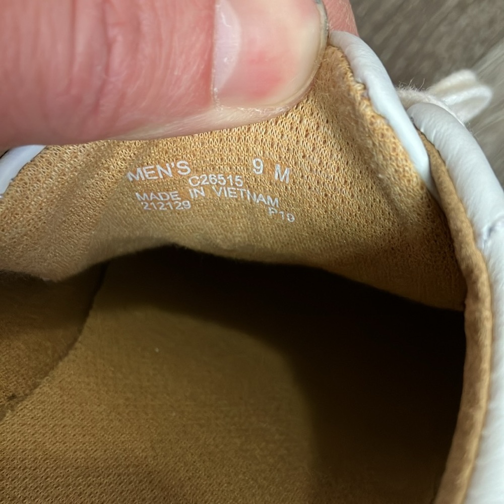 Cole Haan - Picture 14 of 17